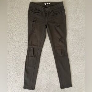 Dollhouse Skinny jeans size 5